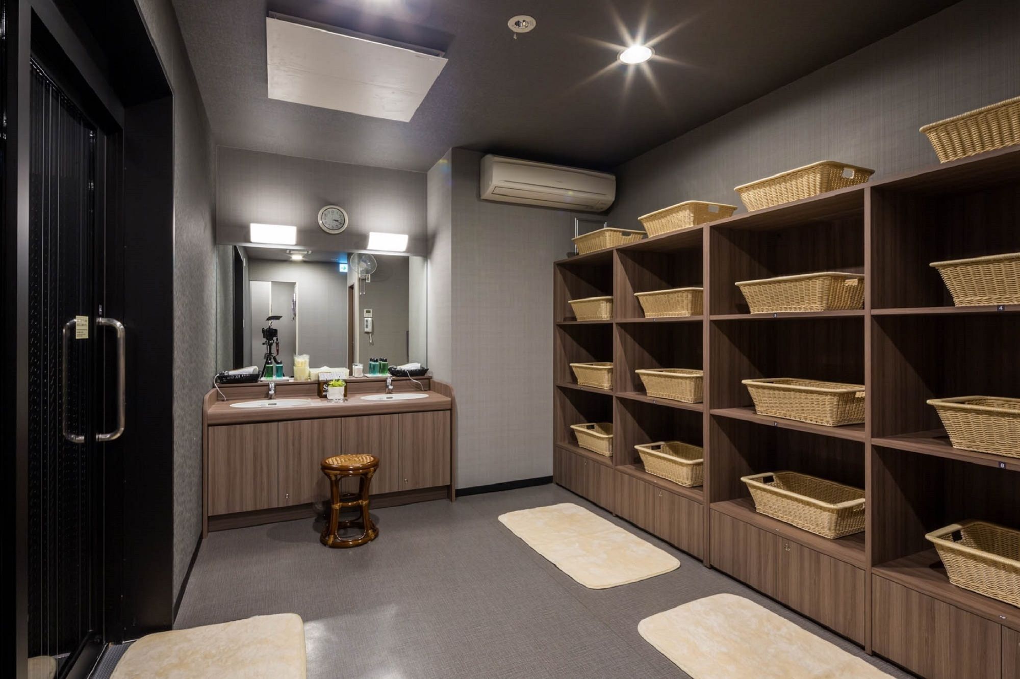 Hotel Route-Inn Tokyo Kamata -Ayamebashi- Exterior photo
